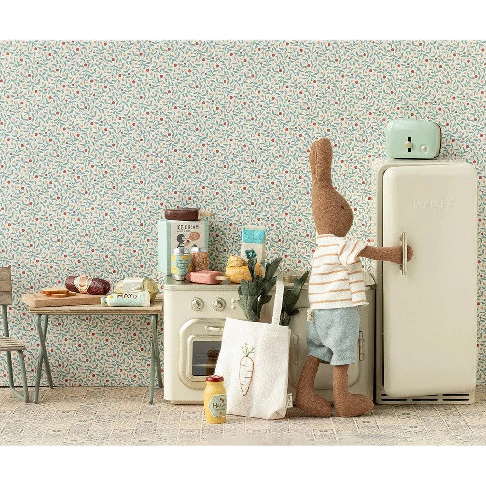 Maileg miniature fridge - off white